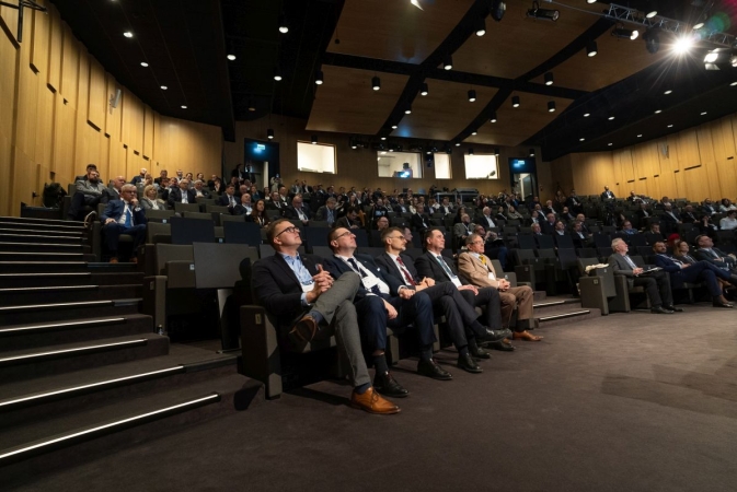 Forum Bezpieczeństwa Przemysłu Morskiego 2022. Debatowali o zagrożeniach i ich rozwiązaniach [WIDEO]-GospodarkaMorska.pl