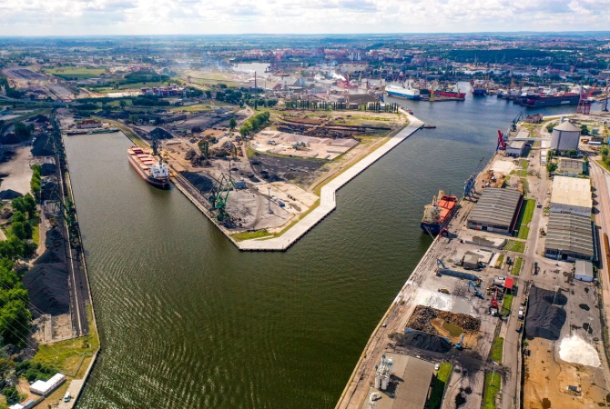 Port Gdańsk. Wkrótce modernizacja czterech kolejnych nabrzeży-GospodarkaMorska.pl