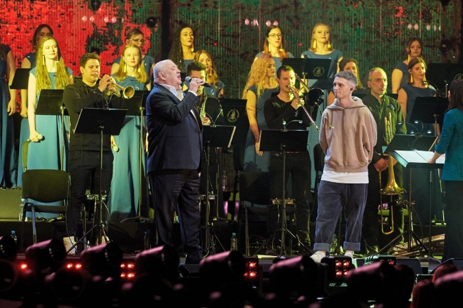 Chór Akademii Morskiej ze Szczecina śpiewał dla Ukrainy-GospodarkaMorska.pl