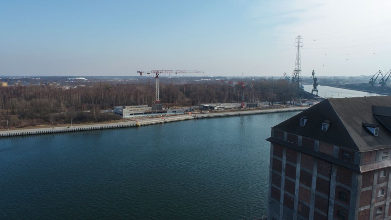 Centrum Offshore UMG rośnie na terenie Portu Gdańsk. Co się dzieje na budowie? [WIDEO]-GospodarkaMorska.pl