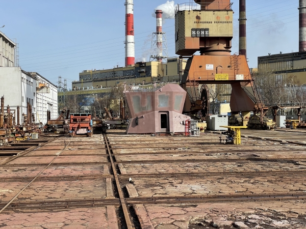 Strażak-28 opuścił stoczniową halę [ZDJĘCIA]-GospodarkaMorska.pl