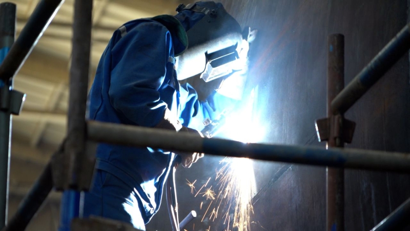 Zawody stoczniowe. Dobry spawacz to fachowiec precyzyjny i cierpliwy [WIDEO]-GospodarkaMorska.pl