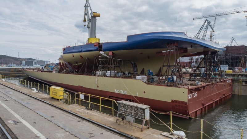 Kolejne megabloki statku pasażerskiego dla francuskiej stoczni CDA w St. Nazaire zwodowane w stoczni Crist w Gdyni [WIDEO]-GospodarkaMorska.pl