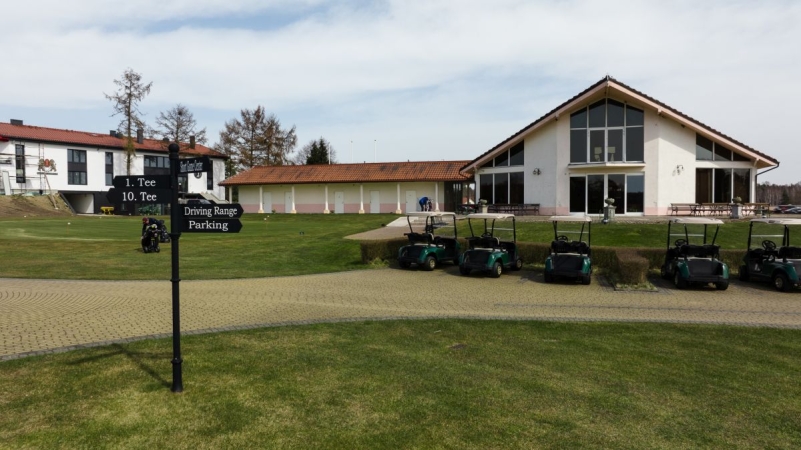 Morska Liga Golfa powróciła. Sezon w Postołowie już otwarty [WIDEO, ZDJĘCIA]-GospodarkaMorska.pl