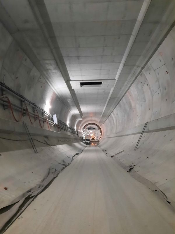 Tunel pod Świną. Rozpoczęło się przebijanie obudowy tunelu w miejscu wyjścia ewakuacyjnego-GospodarkaMorska.pl