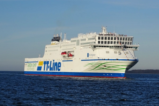 Nowoczesny i ekologiczny prom TT-Line z napędem LNG rozpoczyna rejsy ze Świnoujścia do Szwecji-GospodarkaMorska.pl