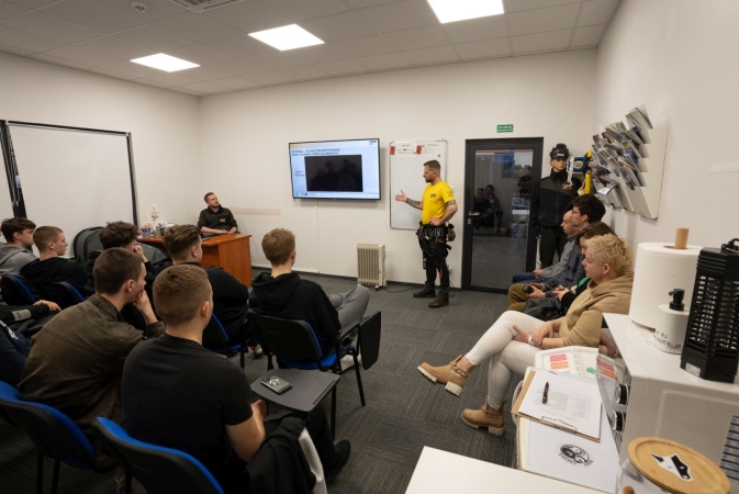 Sektor offshore łowi młody narybek [WIDEO]-GospodarkaMorska.pl