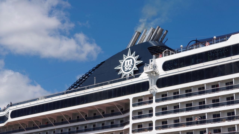 Poezja w Gdyni. MSC Poesia rozpoczął sezon wycieczkowy w Porcie Gdynia [WIDEO]-GospodarkaMorska.pl