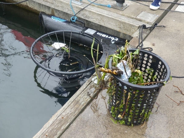 Kosz morski zainstalowano w Gdańsku. Wkrótce w regionie pojawią się kolejne [WIDEO, ZDJĘCIA]-GospodarkaMorska.pl