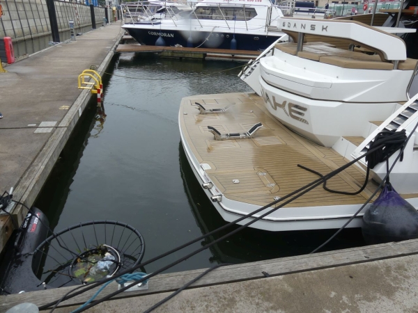 Kosz morski zainstalowano w Gdańsku. Wkrótce w regionie pojawią się kolejne [WIDEO, ZDJĘCIA]-GospodarkaMorska.pl