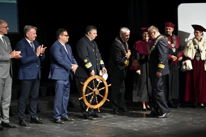 75 lat szkolnictwa morskiego na Pomorzu Zachodnim. Akademia morska już wkrótce stanie się politechniką [ZDJĘCIA]-GospodarkaMorska.pl