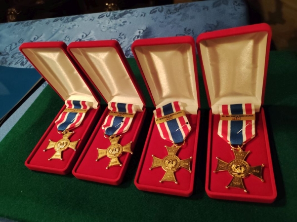 AK-owcy podziękowali za pamięć i dobro. Wyjątkowa uroczystość na ORP Błyskawicy [ZDJĘCIA]-GospodarkaMorska.pl