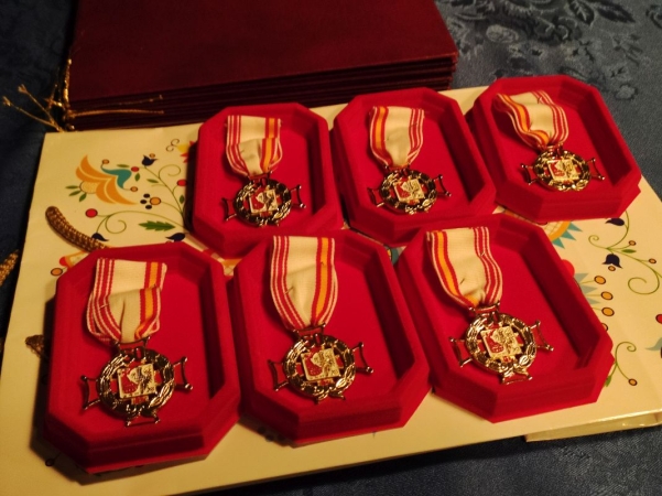 AK-owcy podziękowali za pamięć i dobro. Wyjątkowa uroczystość na ORP Błyskawicy [ZDJĘCIA]-GospodarkaMorska.pl