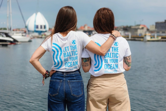 Kolejne trzy morskie kosze dla czystszego Bałtyku [ZDJĘCIA]-GospodarkaMorska.pl