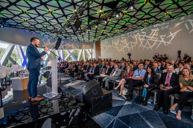 Konferencja PSEW 2022 - Polski wiatr to bezpieczeństwo, niezależność i tania energia -GospodarkaMorska.pl