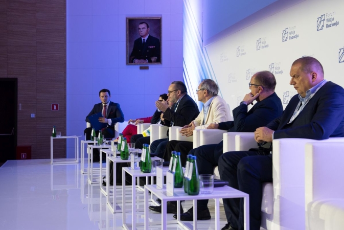 Forum Wizja Rozwoju 2022. W Gdyni o bezpieczeństwie energetycznym i wyzwaniach dla offshore [WIDEO]-GospodarkaMorska.pl