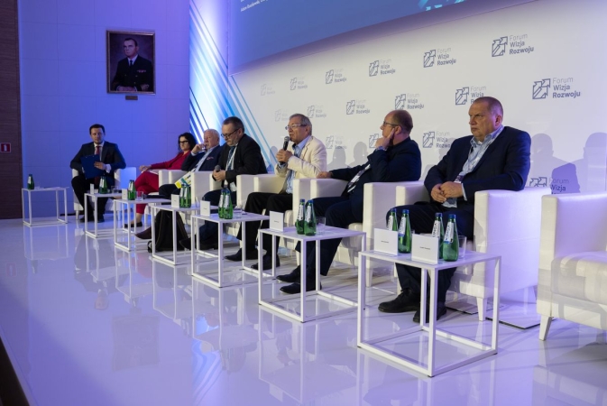 Forum Wizja Rozwoju 2022. W Gdyni o bezpieczeństwie energetycznym i wyzwaniach dla offshore [WIDEO]-GospodarkaMorska.pl