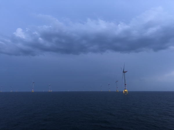 Po linie na szczyt turbiny-GospodarkaMorska.pl