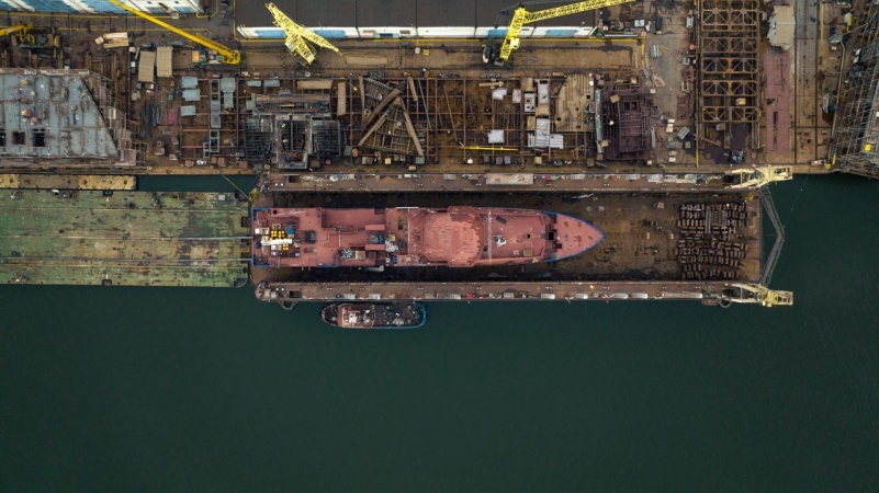 [WIDEO, FOTO] Kadłub patrolowca dla Straży Granicznej oficjalnie zwodowany-GospodarkaMorska.pl