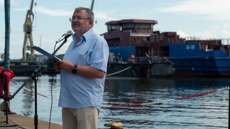 [WIDEO, FOTO] Kadłub patrolowca dla Straży Granicznej oficjalnie zwodowany-GospodarkaMorska.pl