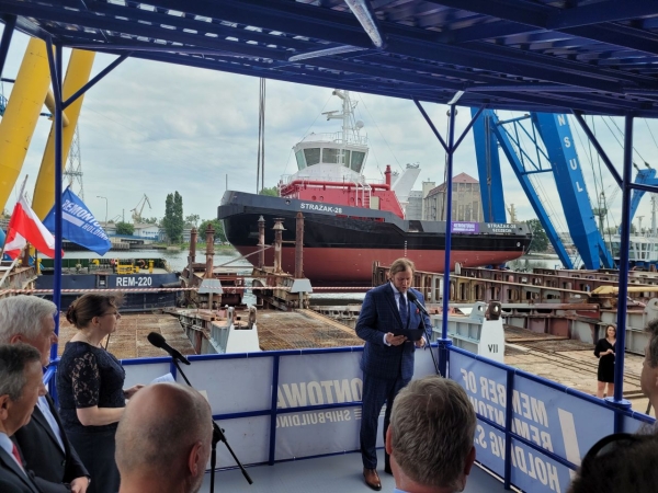 Strażak-28 dla ZMPSiŚ zwodowany w Remontowej Shipbuilding-GospodarkaMorska.pl