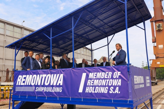 Strażak-28 dla ZMPSiŚ zwodowany w Remontowej Shipbuilding-GospodarkaMorska.pl