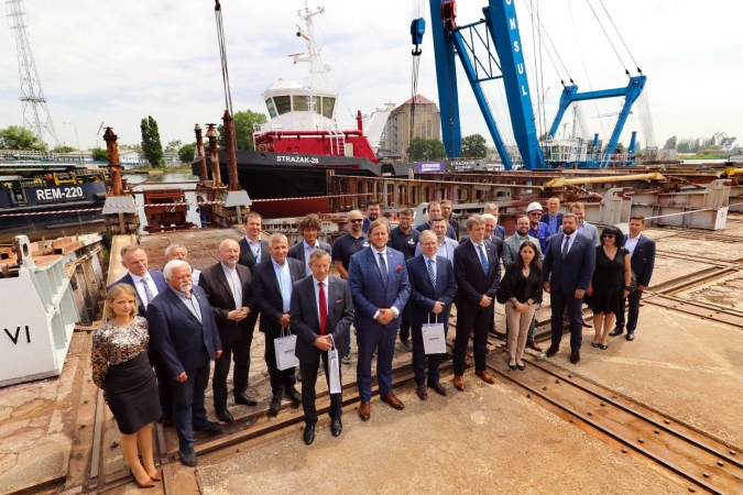 Strażak-28 dla ZMPSiŚ zwodowany w Remontowej Shipbuilding-GospodarkaMorska.pl