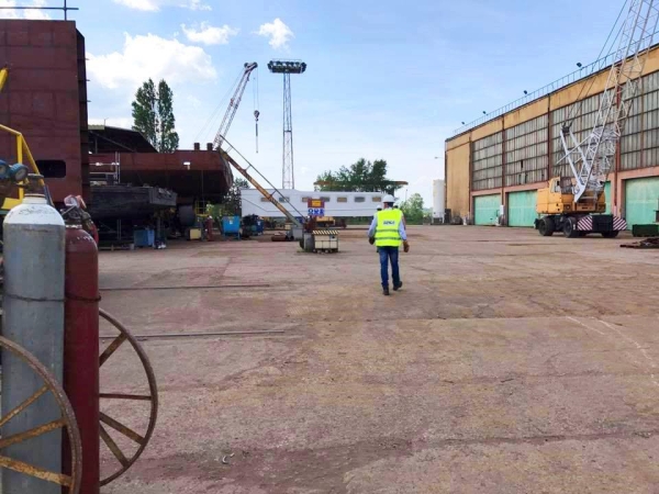 Tak powstają holenderskie zbiornikowce w Płockiej Stoczni Rzecznej-GospodarkaMorska.pl