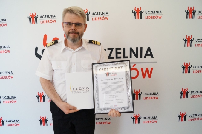 Uniwersytet Morski laureatem konkursu Uczelnia Liderów 2022-GospodarkaMorska.pl