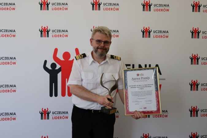 Uniwersytet Morski laureatem konkursu Uczelnia Liderów 2022-GospodarkaMorska.pl