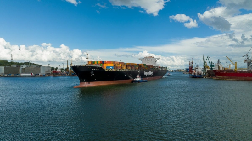 [WIDEO, ZDJĘCIA] Najdłuższy statek w historii GCT. Zobacz rozładunek Toltena w Porcie Gdynia-GospodarkaMorska.pl