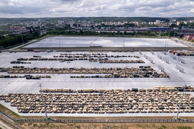 Rekordowa budowa placów manewrowo-składowych w Porcie Gdynia-GospodarkaMorska.pl