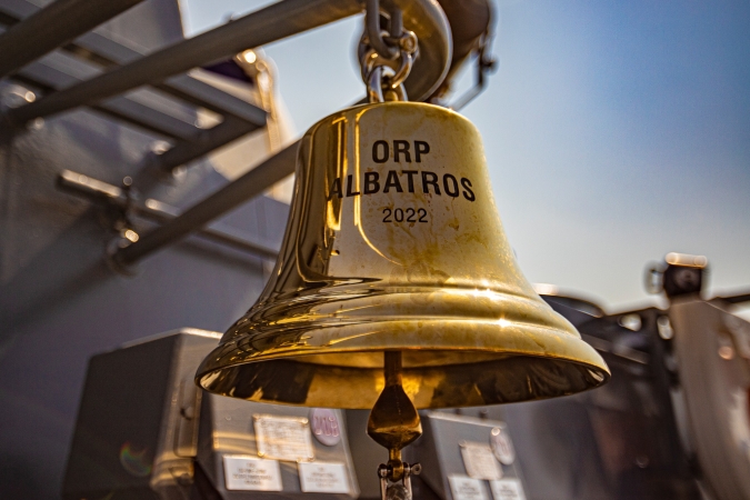 Niszczyciel Albatros już w Porcie Wojennym w Gdyni [ZDJĘCIA]-GospodarkaMorska.pl