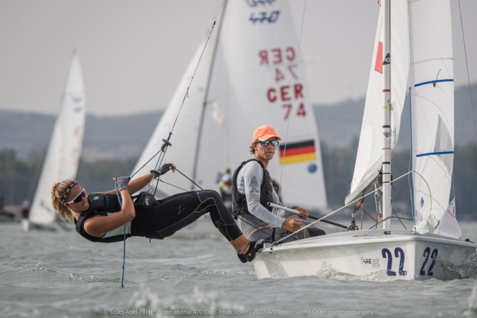 Dwa srebrne medale Polaków w mistrzostwach świata juniorów w żeglarskiej klasie 470 [ZDJĘCIA]-GospodarkaMorska.pl