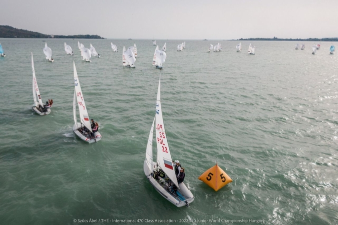 Dwa srebrne medale Polaków w mistrzostwach świata juniorów w żeglarskiej klasie 470 [ZDJĘCIA]-GospodarkaMorska.pl