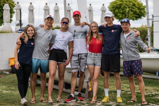 Dwa srebrne medale Polaków w mistrzostwach świata juniorów w żeglarskiej klasie 470 [ZDJĘCIA]-GospodarkaMorska.pl