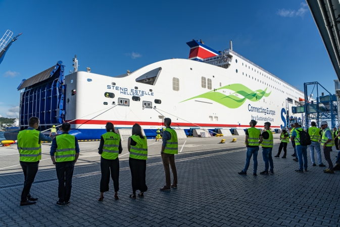 Próbne cumowanie nowego promu Steny Line w Porcie Gdynia [WIDEO, ZDJĘCIA] -GospodarkaMorska.pl