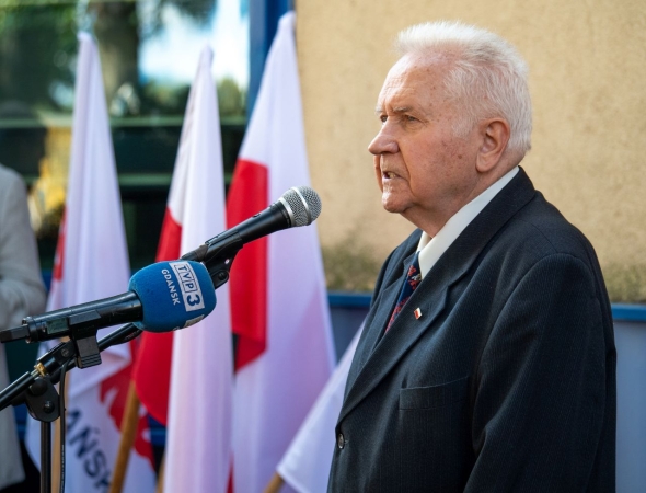 Port Gdańsk. Upamiętniono walkę portowców z reżimem komunistycznym [ZDJĘCIA]-GospodarkaMorska.pl