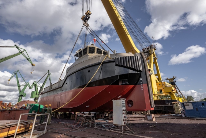 Safe. Kolejny holownik Shoalbuster zwodowany [WIDEO, ZDJĘCIA]-GospodarkaMorska.pl