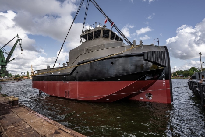 Safe. Kolejny holownik Shoalbuster zwodowany [WIDEO, ZDJĘCIA]-GospodarkaMorska.pl