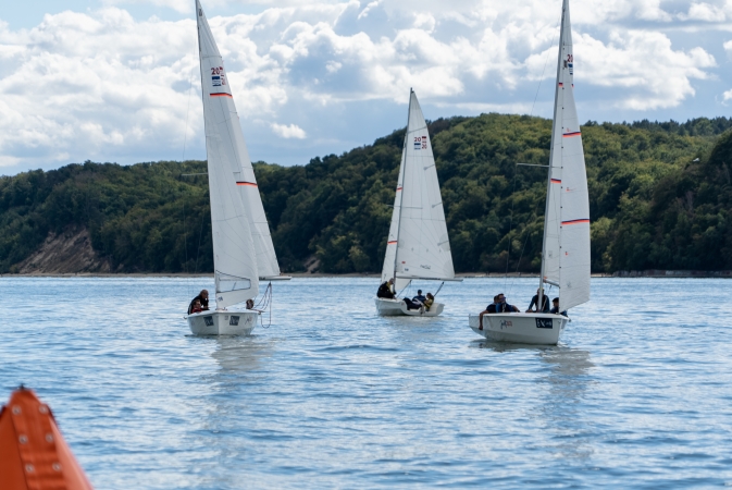 Branża morska się integruje i upamiętnia budowniczego Portu Gdynia [WIDEO, ZDJĘCIA]-GospodarkaMorska.pl