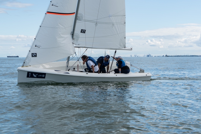 Branża morska się integruje i upamiętnia budowniczego Portu Gdynia [WIDEO, ZDJĘCIA]-GospodarkaMorska.pl
