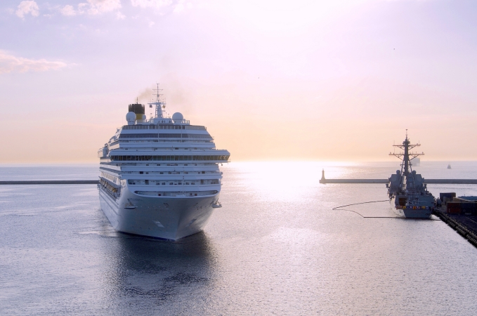 Costa Pacifica rozpoczęła sezon wycieczkowców w porcie Gdynia-GospodarkaMorska.pl