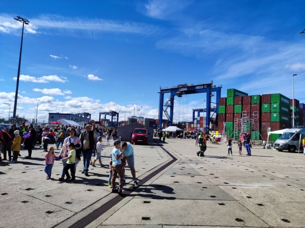 DCT Gdańsk. Terminal obala stereotyp nudnego BHP [WIDEO, ZDJĘCIA]-GospodarkaMorska.pl