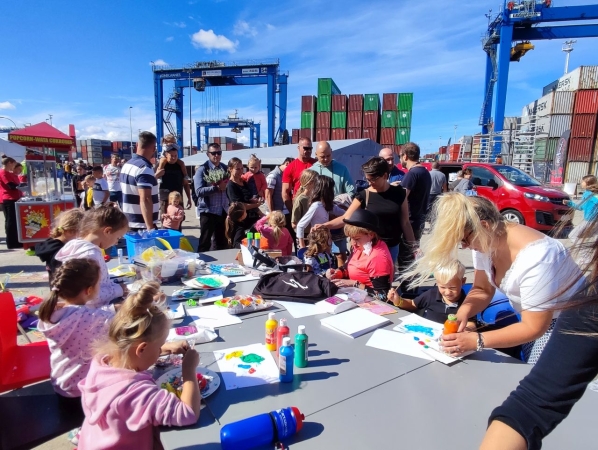 DCT Gdańsk. Terminal obala stereotyp nudnego BHP [WIDEO, ZDJĘCIA]-GospodarkaMorska.pl