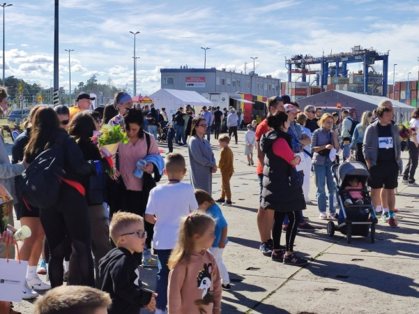 DCT Gdańsk. Terminal obala stereotyp nudnego BHP [WIDEO, ZDJĘCIA]-GospodarkaMorska.pl