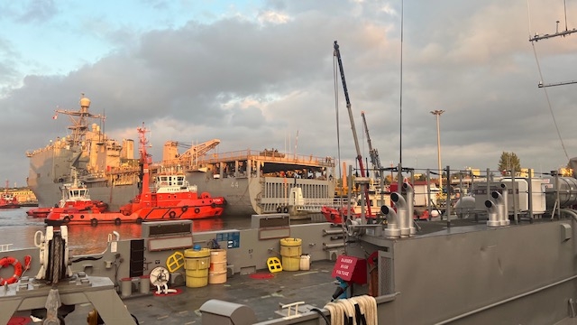 Amerykański desantowiec w Porcie Gdańsk. Jutro jeszcze większy w Porcie Gdynia [GALERIA]-GospodarkaMorska.pl