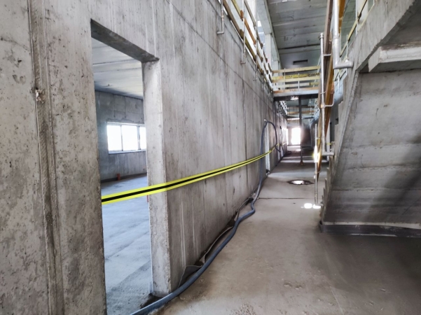 Centrum Offshore Uniwersytetu Morskiego w Gdyni za niecały rok. Wiecha zawieszona na budowie [WIDEO, ZDJĘCIA]-GospodarkaMorska.pl