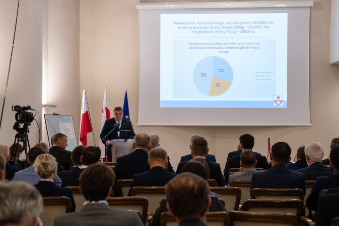Jakie szanse stoją przed Elblągiem i tamtejszym portem? Konferencja „Obierz kurs na Elbląg” [WIDEO]-GospodarkaMorska.pl