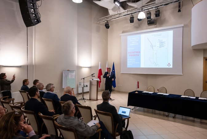 Jakie szanse stoją przed Elblągiem i tamtejszym portem? Konferencja „Obierz kurs na Elbląg” [WIDEO]-GospodarkaMorska.pl